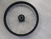 23-08133 llanta delantera FX 21" No valida para FXS